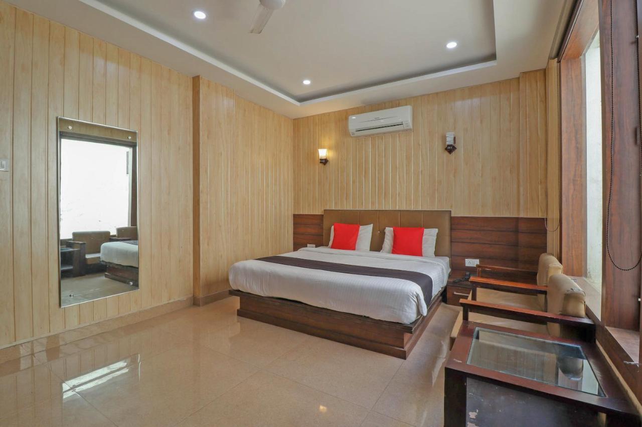Capital O 76444 Hotel Hill-Top Inn Narendra Nagar ภายนอก รูปภาพ