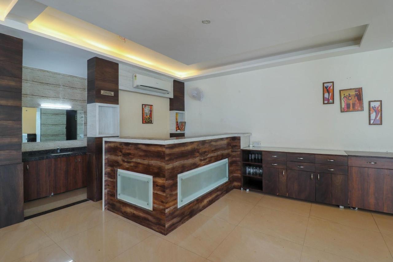 Capital O 76444 Hotel Hill-Top Inn Narendra Nagar ภายนอก รูปภาพ